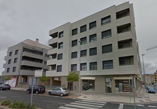 Miete Autoparkplatz in Avenida de maltravieso 30. Plaza de garaje y trastero residencial altamira, zona maltravies