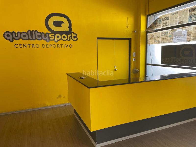 Foto ece09c45-109f-4f0d-9c25-bc35349863d9. Alquiler local comercial en calle alcolea 14 local en montjo calle alcolea en Montijo