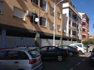Local commercial à Calle manuel parejo bahamonde 1. Local en don benito zona plaza albercas