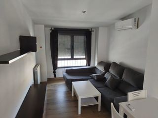Location Appartement  Avenida ricardo carapeto zambrano. Piso duplex en san roque