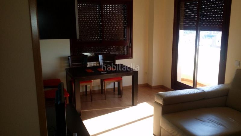 Foto d445cb64-7910-4aed-a211-a6d270de29f2. Lloguer pis amb calefacció aparcament a nuevo Cáceres Cáceres