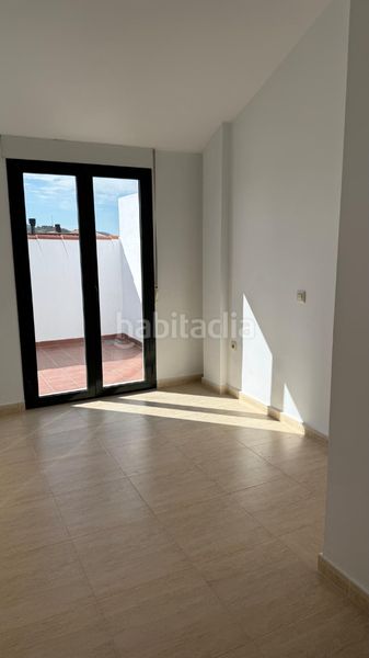 Foto 3ced43f1-9101-4ad8-8614-e2db1e7f62a6. Casa adossada a Olivenza