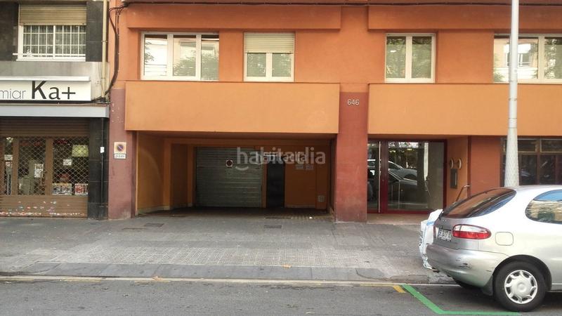 Foto 5f37332c-d5c8-43ba-8936-2d90fbd57aa1. Lloguer aparcament cotxe a El Camp de l´Arpa del Clot Barcelona