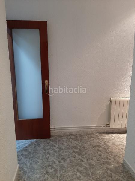 Foto 41709e36-ec78-4c54-bcc5-a1ff7877e0d9. Piso en ruiz de padron 45 piso en venta con inquilinos. en Barcelona