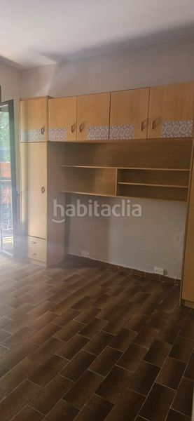 Foto e0417203-2bfe-4c93-94b8-707be79355df. Pis a conca 5 a El Camp de l´Arpa del Clot Barcelona