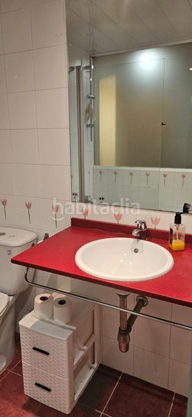 Foto 179c0b39-f5e6-4a20-9499-22b9746d1a03. Pis a nacio 83 a El Camp de l´Arpa del Clot Barcelona