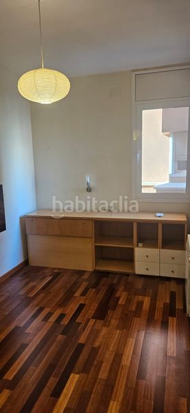 Foto 64ba650a-be0b-4e83-b913-d198979af388. Pis a nacio 83 a El Camp de l´Arpa del Clot Barcelona