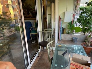 Etagenwohnung in Can Farrerons. Piso reformado con parking y piscina comunitaria