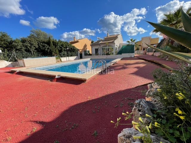 Foto 8a4d5531-1c4e-4085-a963-71932145e33f. Xalet amb aparcament piscina a Cales de Mallorca Manacor