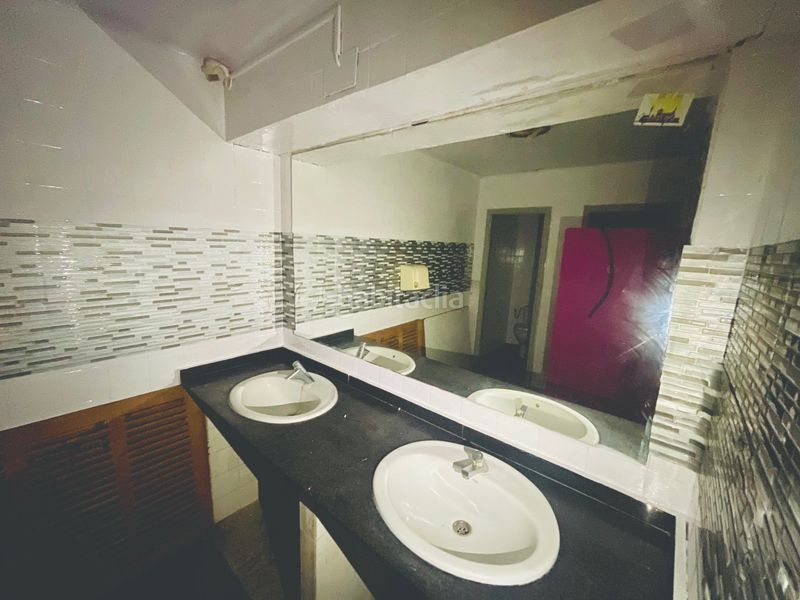 Foto 945ed3c5-abc5-4c0d-9a2d-3a325317e162. Local comercial a Cala Ratjada Capdepera