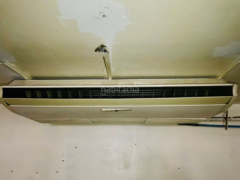 Foto c1b56cd8-f810-4924-baa4-b46dcb2b1f42. Local comercial a Cala Ratjada Capdepera