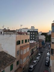 Flat  Plaça francesc garcía i orell