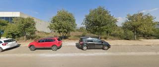 Solar industrial  Carrer fonoll. Solar poligono ses veles
