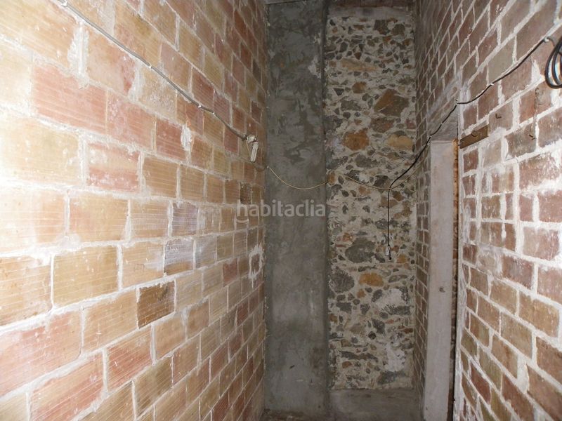 Foto a5a77fb9-88a9-47bd-ae7c-02cd74bfefa2. Masia a Ullà