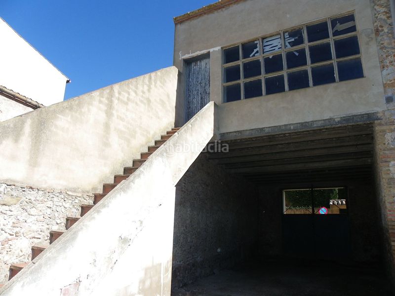 Foto d9e2fa06-d4b8-4853-a4d2-96407e75f343. Masia a Ullà