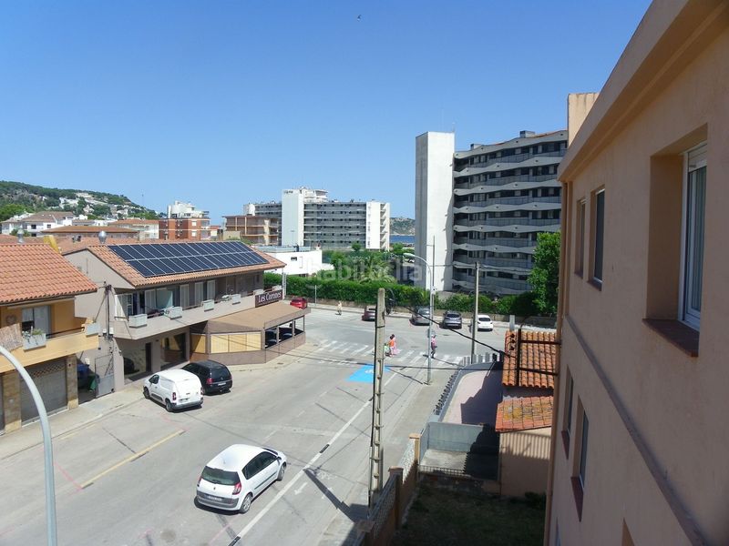 Foto 59c367e9-87c9-401f-a0f3-227f993cfd56. Àtic amb calefacció aparcament a l´Estartit poble Estartit