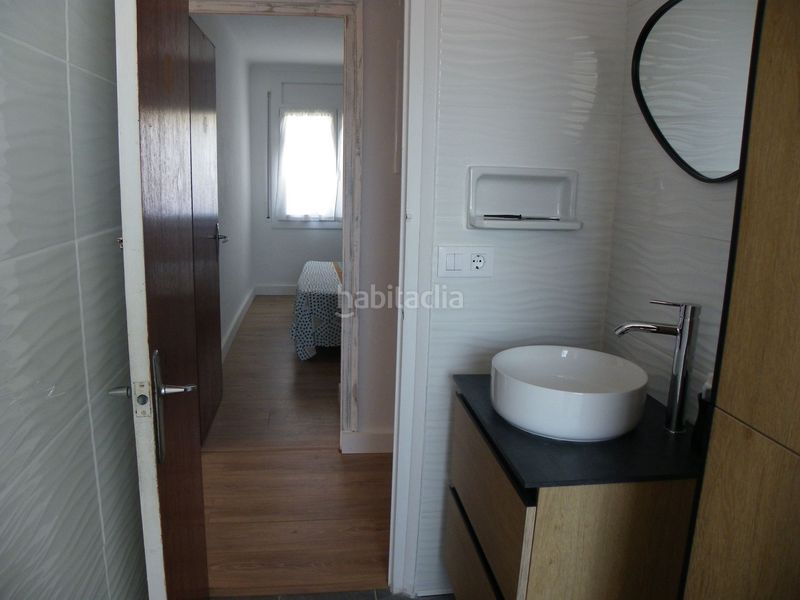 Foto d61a75ec-bf9c-42d5-abd1-501da9caed34. Àtic amb calefacció aparcament a l´Estartit poble Estartit