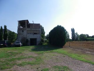 Casa en Resclosa. Desde 1966 a su serviciofinca  rustica con casa con encanto a 10