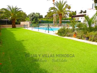 Maison  N/a. Encantadora casa familiar con jardín, piscina y amplios espacios