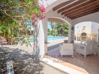 Chalet  N/a. Exclusiva villa con piscina y vistas al mar en binibeca vell, me