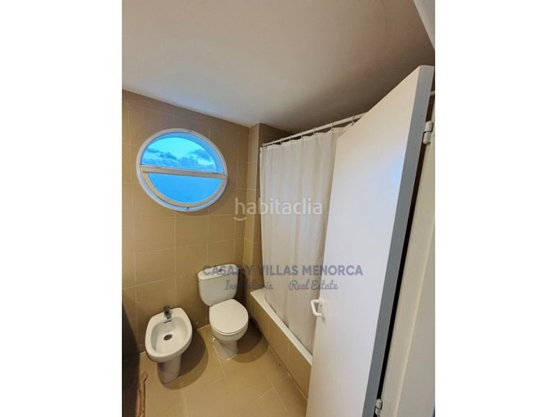Foto 5c896bab-ef74-4fa3-9f3b-b69455534cb2. Apartamento encantadora casa renovada con jardín privado y vistas panorámicas al mar en Coves Noves, menorca en Es Mercadal