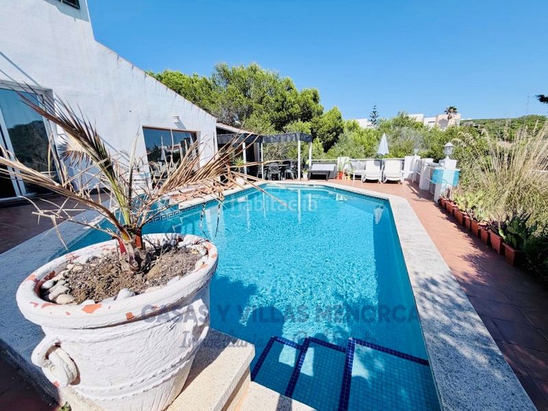 Foto 02143cff-4852-43e8-b452-57a73e6f9515. Casa amb aparcament a Cala Llonga-Sa Mesquida Maó / Mahón