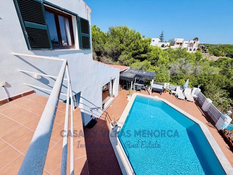 Foto b22316e6-672e-4ec8-b6c4-3de23c2909db. Casa amb aparcament a Cala Llonga-Sa Mesquida Maó / Mahón