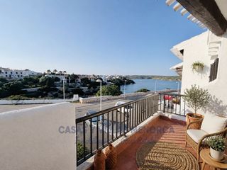 Apartament  Passeig marítim. Elegancia mediterránea con vistas al mar en sol del este