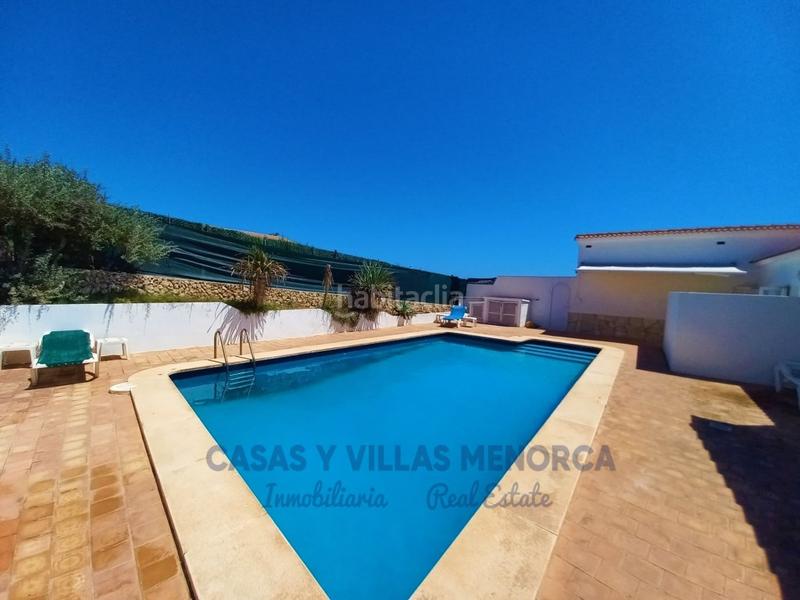 Foto 8b37aed7-a632-4171-8b03-d6cefafd7681. Casa chalet con licencia turística en primera línea de mar en Sant Lluís