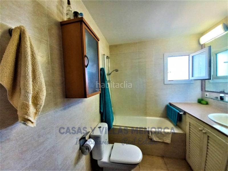 Foto 9378e581-eac3-49f6-ab77-230a40b9ea77. Casa chalet con licencia turística en primera línea de mar en Sant Lluís