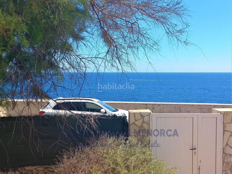 Foto d248b2e6-c177-4800-8e44-c00b350954f0. Casa chalet con licencia turística en primera línea de mar en Sant Lluís