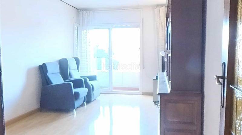 Foto 0fd06495-32c3-485f-b003-87f3e5505970. Piso  a revalorizar en zona tranquila de gràcia en Barcelona
