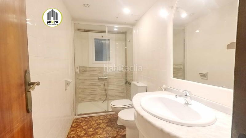 Foto 7d3ad66d-885a-4802-ae50-32388d1d7d89. Piso  a revalorizar en zona tranquila de gràcia en Barcelona