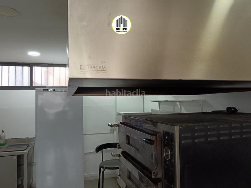 Foto 952c27b4-fd43-4b40-95a3-2dbfd154d1f3. Alquiler local comercial local céntrico listo para cocinar.. en Sant Just Desvern