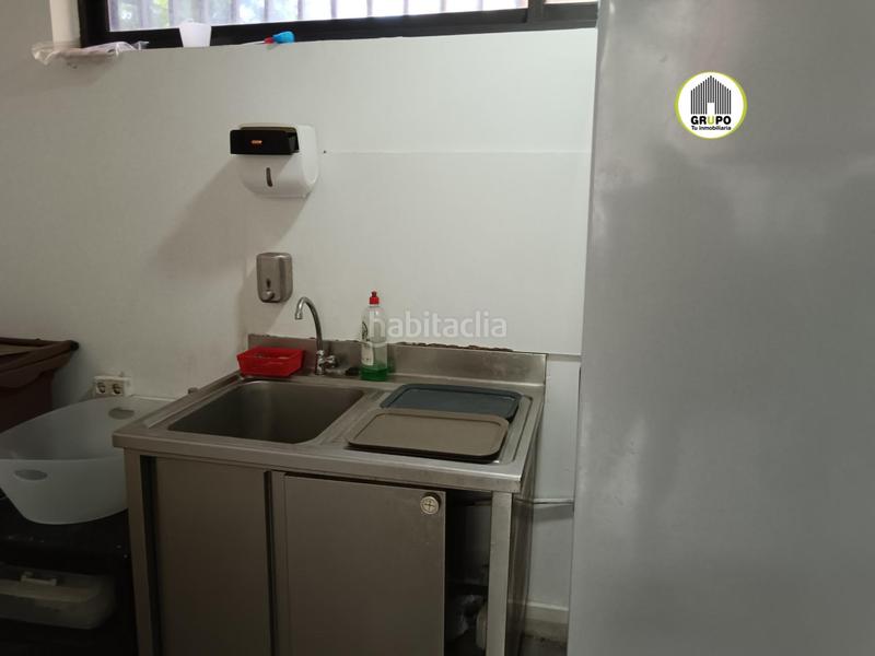 Foto 52d4a7a4-5710-4344-864a-f5e9490df9cb. Lloguer local comercial a Centre Sant Just Desvern