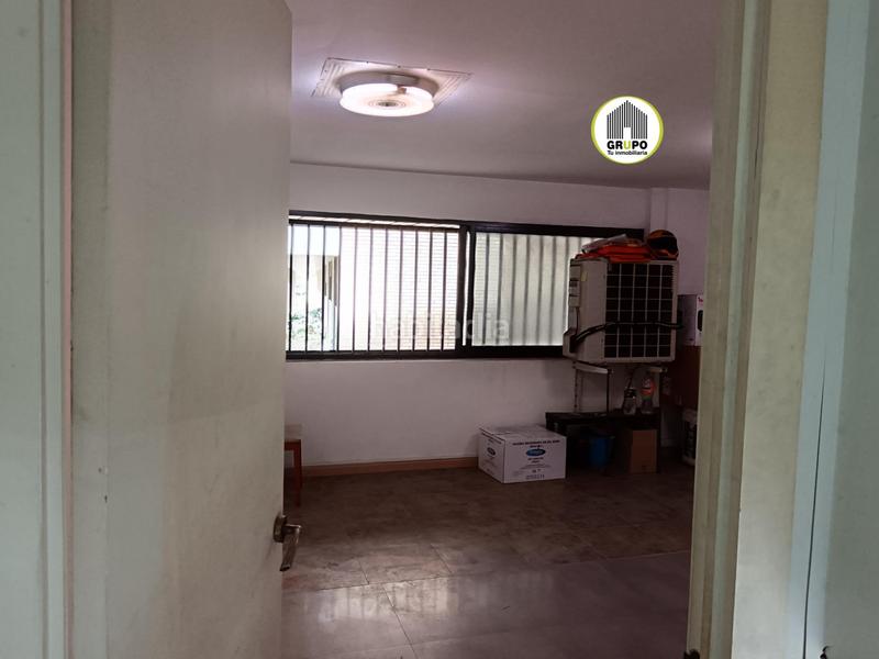 Foto 75006809-7d6e-40f5-b288-a0cda53aa5a9. Lloguer local comercial a Centre Sant Just Desvern
