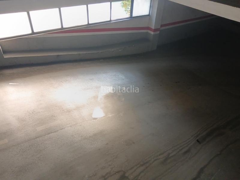 Foto c99e758c-b7c6-401e-aff2-1288a1e58293. Car parking in La Gavarra Cornellà de Llobregat