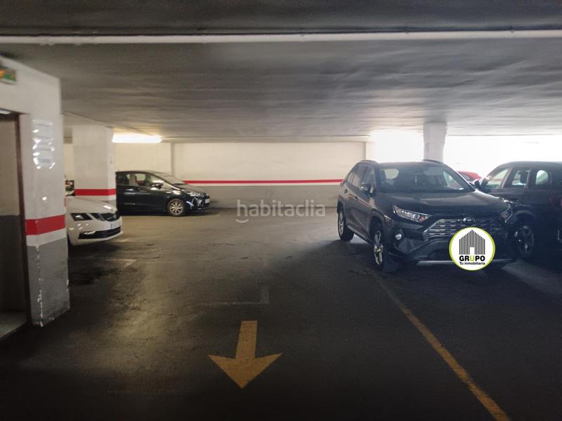 Foto f33e5016-20a9-4b60-aab5-fa890683f2a6. Car parking in La Gavarra Cornellà de Llobregat