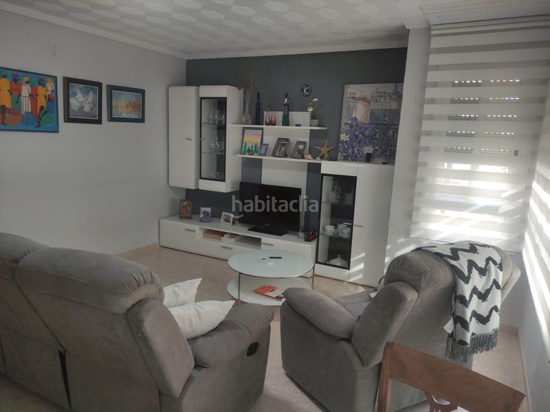 Foto f0fc3eaa-cc6e-4dbe-9faf-88bf606b36df. Pis a Playa Burriana