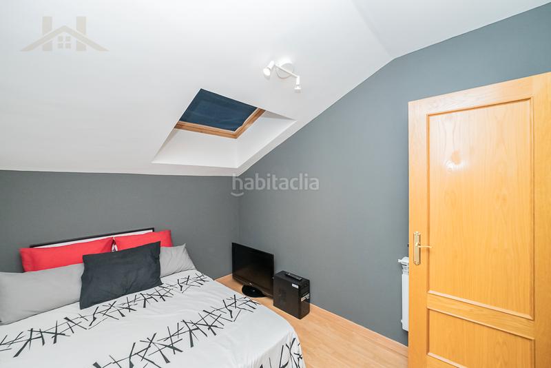 Foto ba29b1ec-294a-4c37-963a-1b4d0e7c7fdd. Duplex avec chauffage piscine dans Griñón