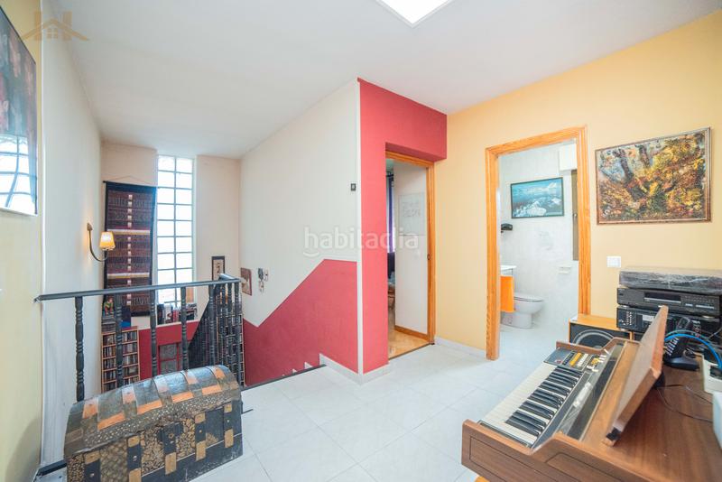 Foto 3171a7c1-9cff-4a85-a462-f0770a4e45c1. Chalet con camino riscaldamento parcheggio in Ugena