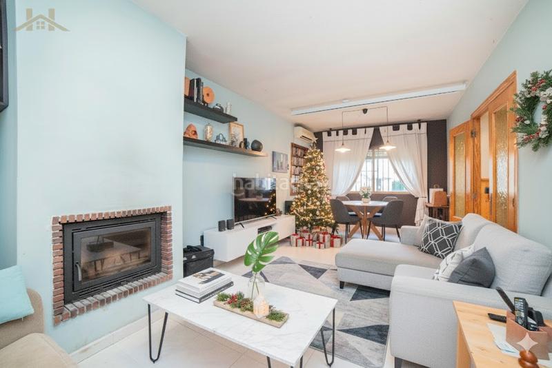 Foto b9eb8411-076d-4ed9-a08b-9063e6396480. Chalet con camino riscaldamento parcheggio in Ugena