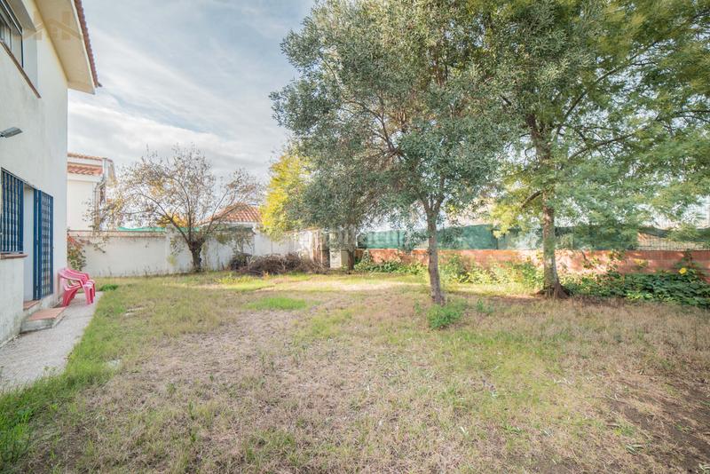 Foto e74a3a85-735c-42c0-99d3-39d2fe174444. Chalet con camino riscaldamento parcheggio in Ugena