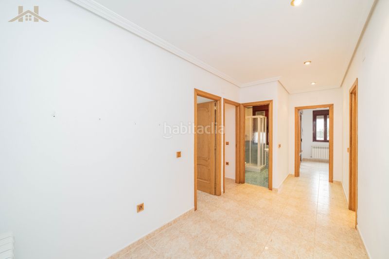 Foto 05fea084-b975-4b63-a6f6-1aa755985a2a. Xalet amb piscina a Cubas de la Sagra