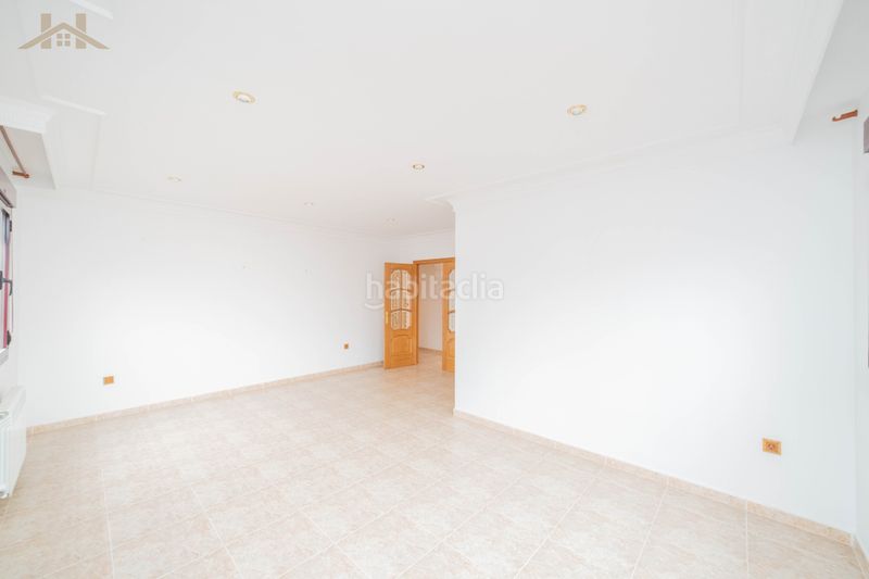 Foto 113608aa-dd78-4334-90cb-f5bb39ab62a9. Xalet amb piscina a Cubas de la Sagra