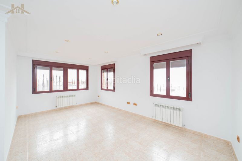 Foto 718fde68-117b-4185-b094-83acf9097d2a. Xalet amb piscina a Cubas de la Sagra