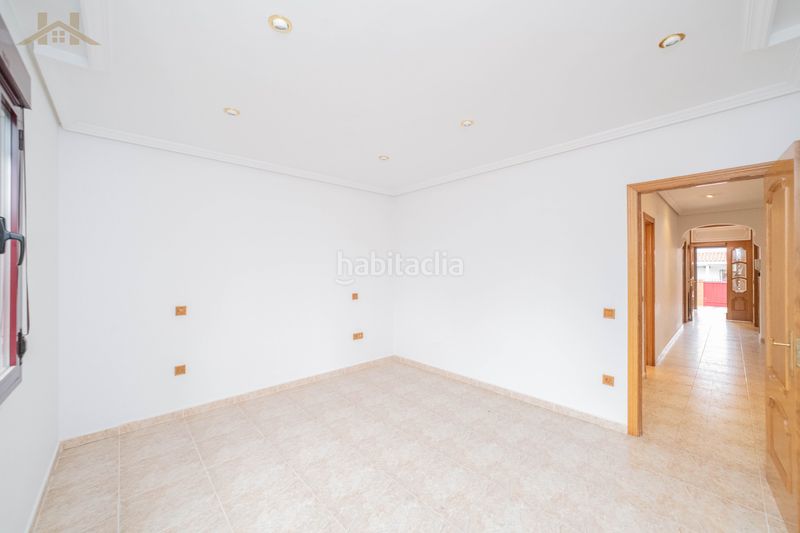 Foto b5128513-2347-4a69-a891-e59dfaf57f10. Xalet amb piscina a Cubas de la Sagra