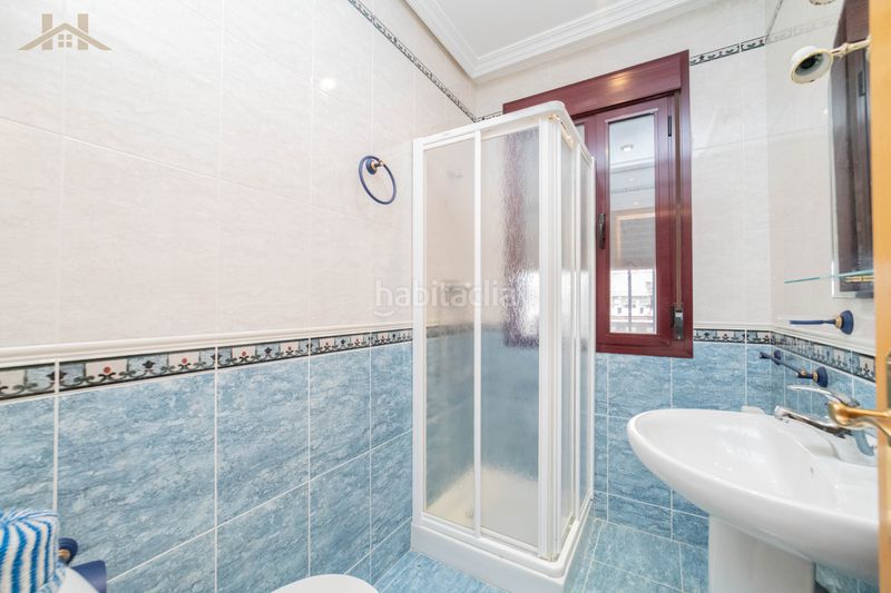 Foto c659a437-3fc3-40ea-8e47-07b9b3a2f3ac. Xalet amb piscina a Cubas de la Sagra