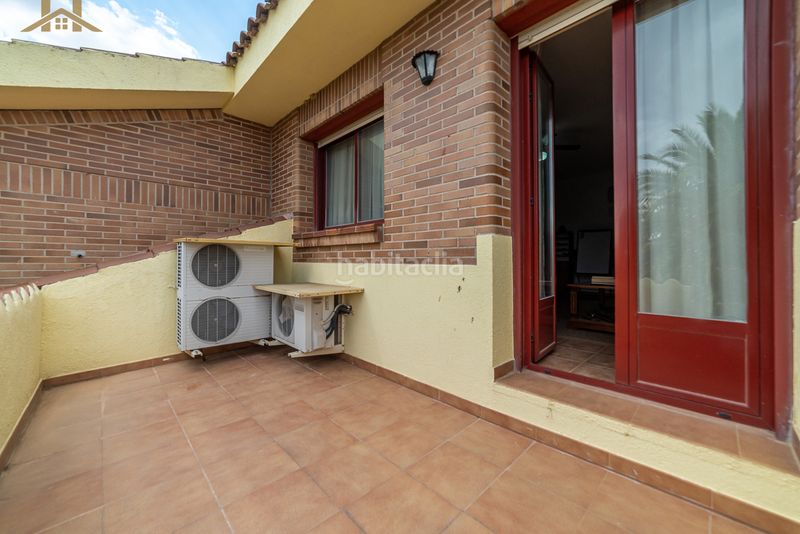 Foto a869c3a6-4606-4c4f-bd77-e14f83bd1844. Xalet amb xemeneia calefacció piscina a Cubas de la Sagra