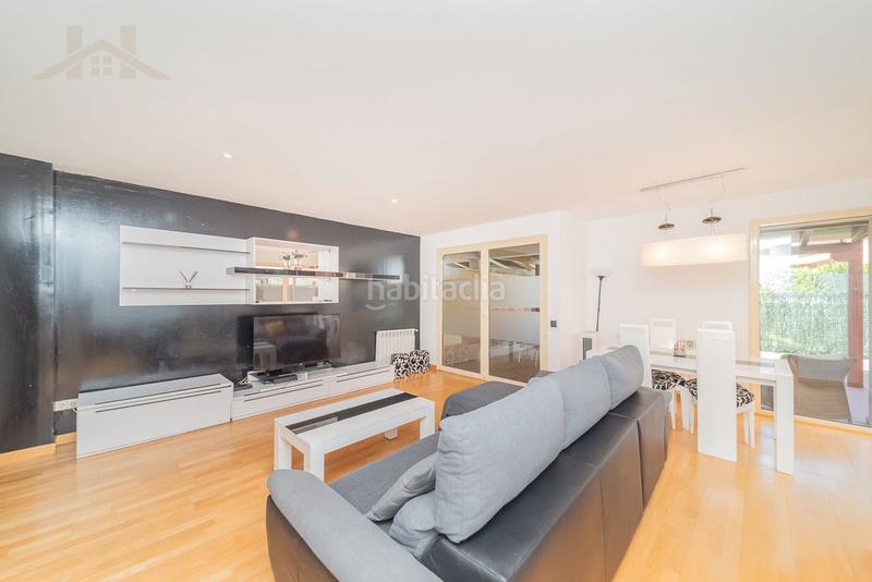 Foto 83485748-3748-4729-888f-2c987b5dec53. Maison jumelée avec chauffage parking piscine dans Cubas de la Sagra